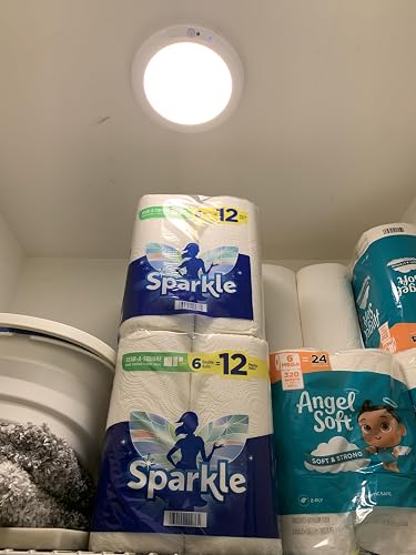Applique dans un placard de rangement